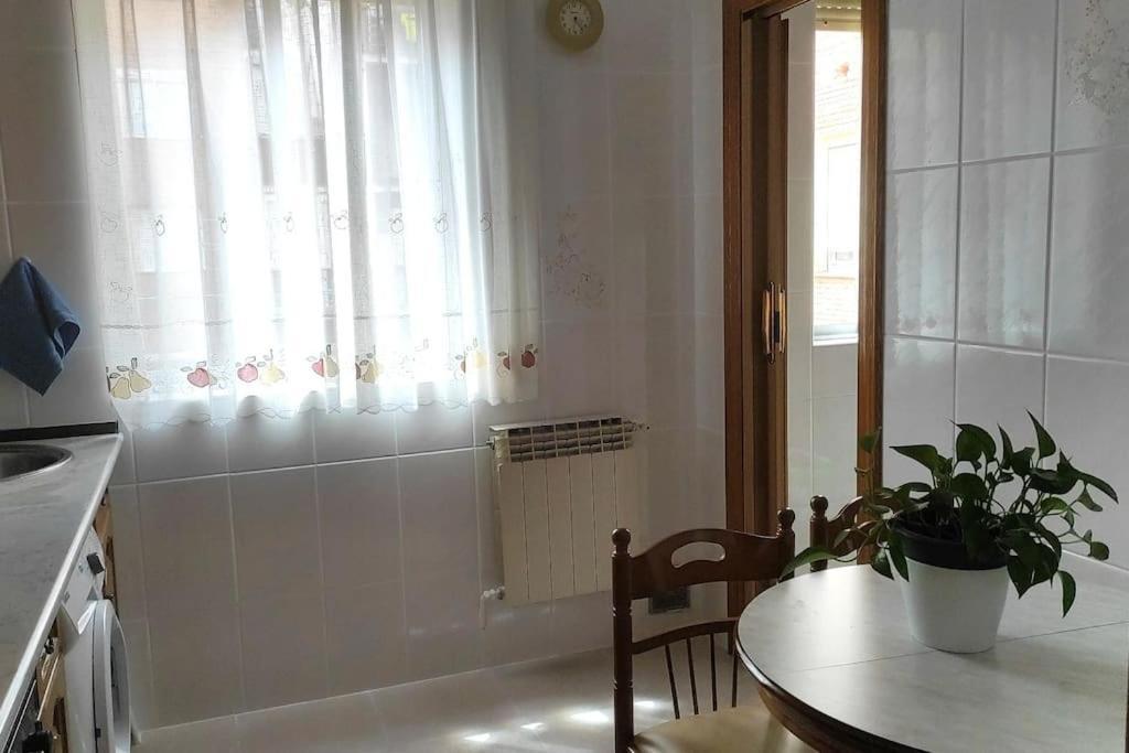 Ohana Apartment ปาเลนเซีย ภายนอก รูปภาพ